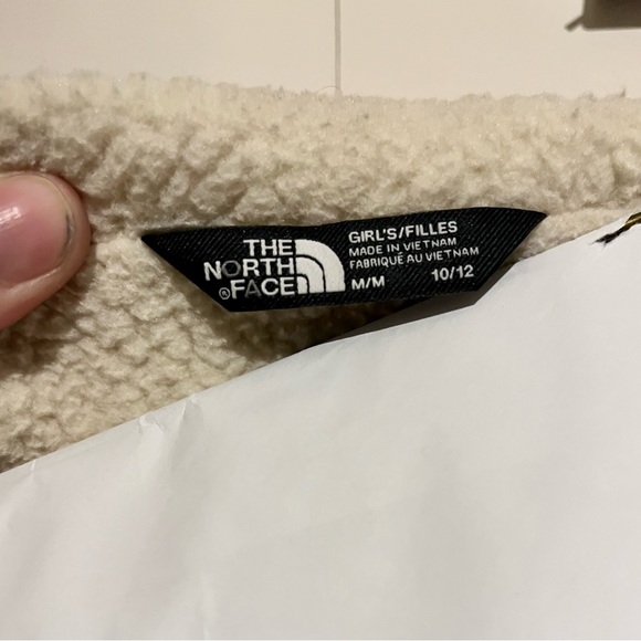 North Face DryVent Jacket - Picture 6 of 6